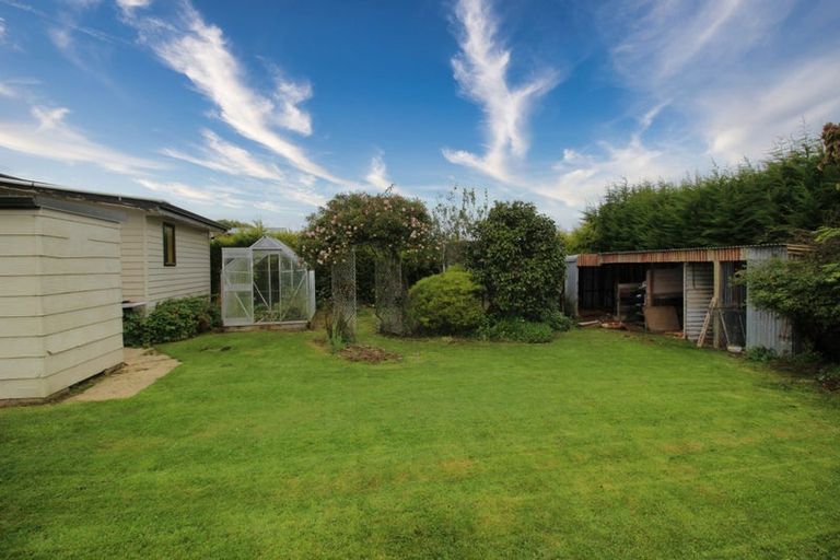Photo of property in 26 Tokanui-haldane Road, Tokanui, 9884
