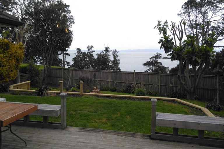 Photo of property in 32 Pitt Avenue, Clendon Park, Auckland, 2103