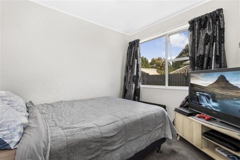 Photo of property in 14 Astor Place, Manurewa, Auckland, 2102