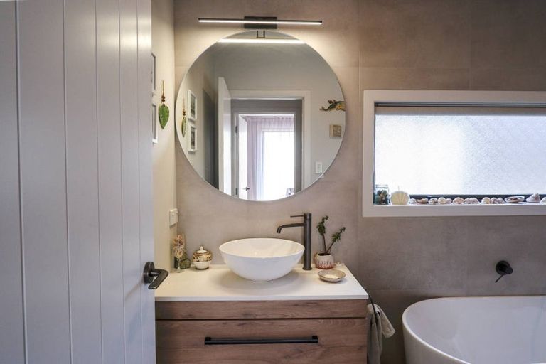 Photo of property in 64b Racecourse Road, Waipawa, 4210