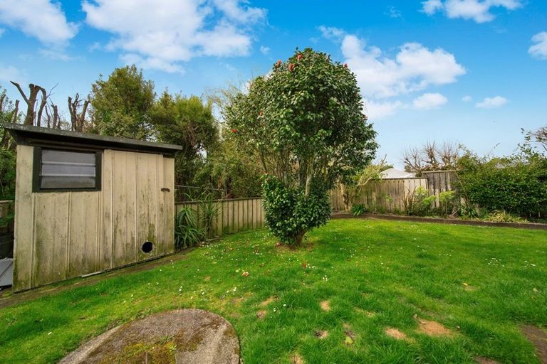 Photo of property in 10b Kauri Street, Inglewood, 4330