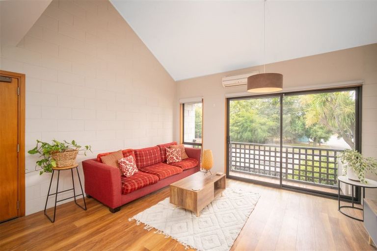 Photo of property in 2/164 Kilmore Street, Christchurch Central, Christchurch, 8013