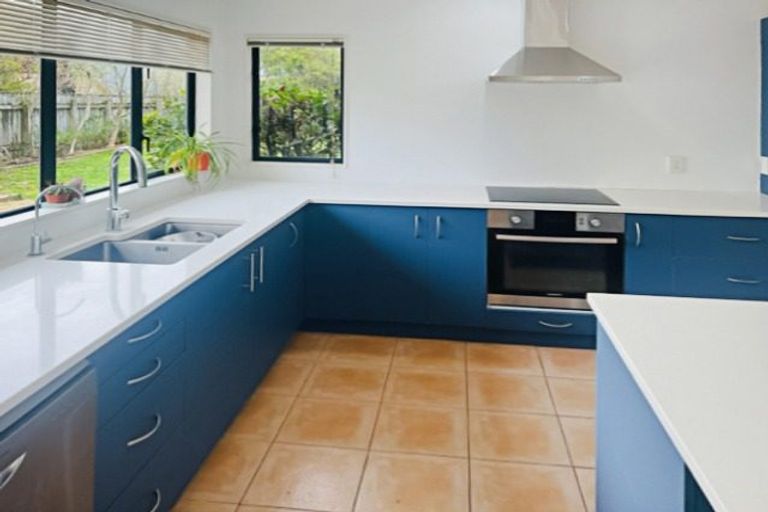 Photo of property in 13 Ormrod Grove, Riverstone Terraces, Upper Hutt, 5018