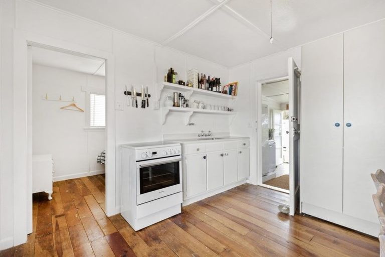 Photo of property in 15 Rose Street, Raglan, 3225