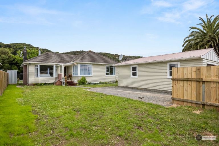 Photo of property in 50 Moohan Street, Wainuiomata, Lower Hutt, 5014