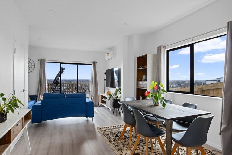 Photo of property in 20a Putiputi Way, Papakura, 2110