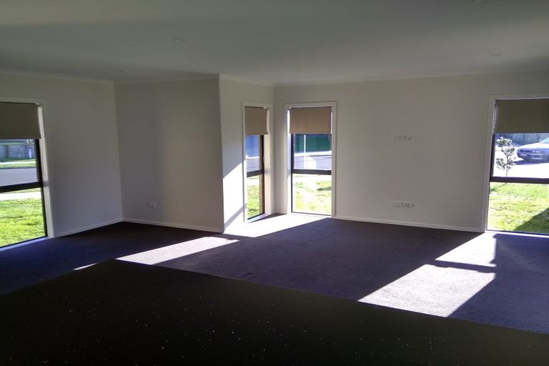 Photo of property in 102 Te Manatu Drive, Huntington, Hamilton, 3210