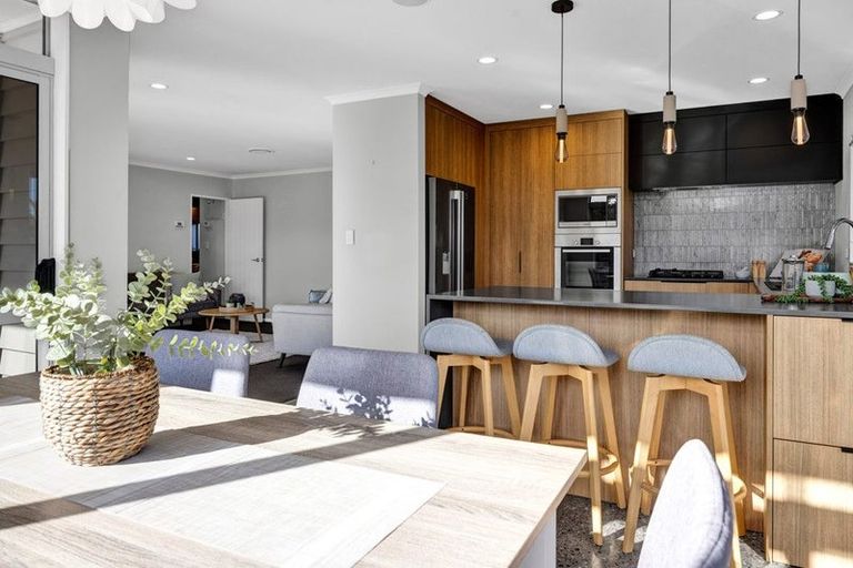 Photo of property in 9a Dolphin Parade, Bell Block, New Plymouth, 4312