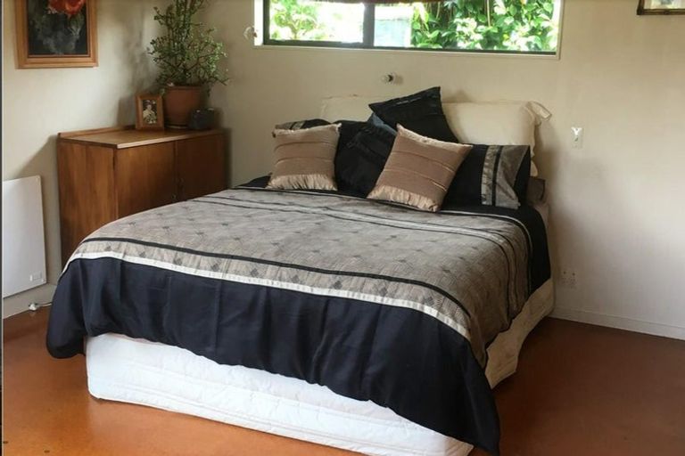 Photo of property in 158 Winchester Street, Levin, 5510