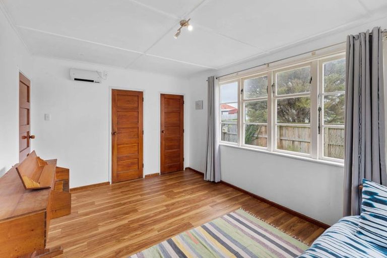 Photo of property in 6 Elm Street, Gonville, Whanganui, 4501