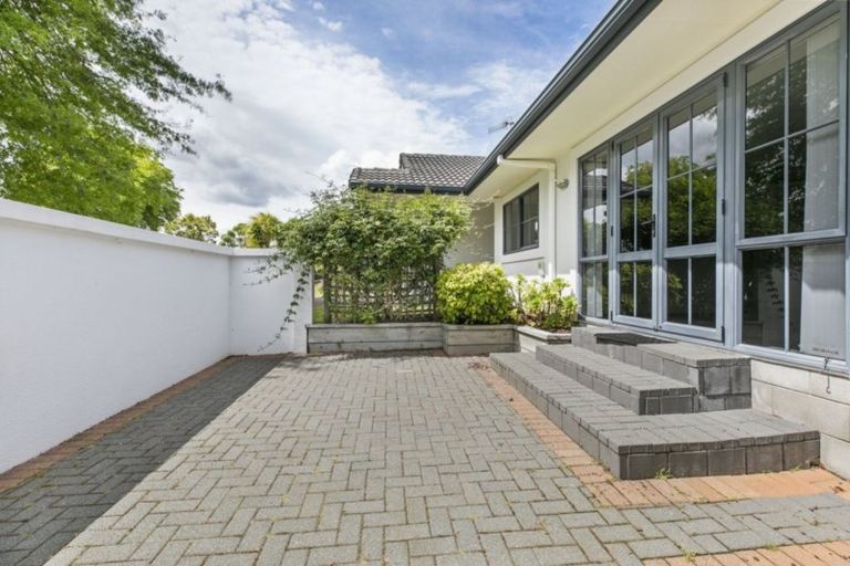 Photo of property in 2 Buckingham Place, Bethlehem, Tauranga, 3110
