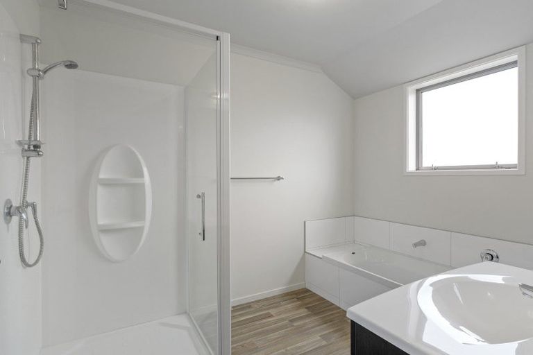 Photo of property in 7 Landsborough Drive, Darfield, 7571