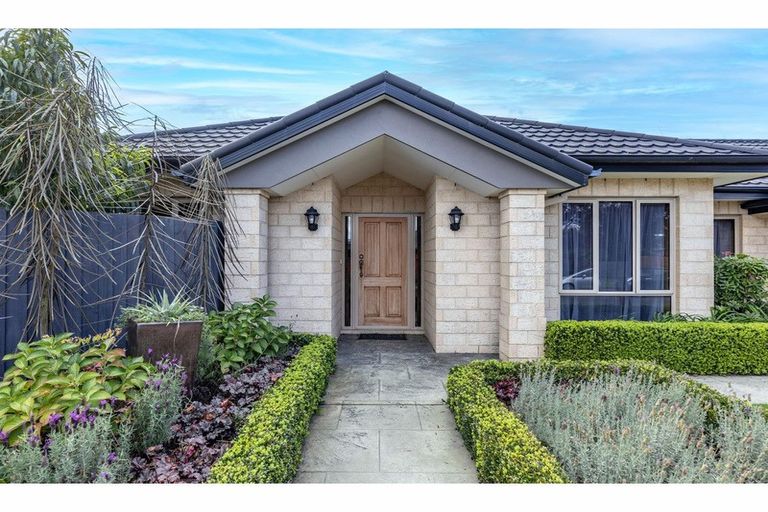 Photo of property in 22 Golding Avenue, Rangiora, 7400