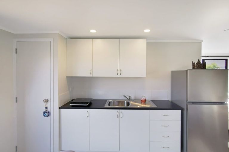 Photo of property in 15 Heathridge Place, Burswood, Auckland, 2013