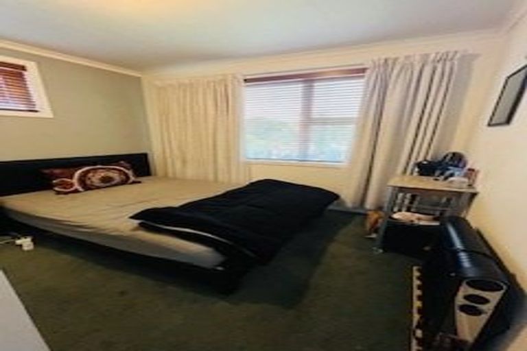 Photo of property in 11 Gloaming Place, Sockburn, Christchurch, 8042