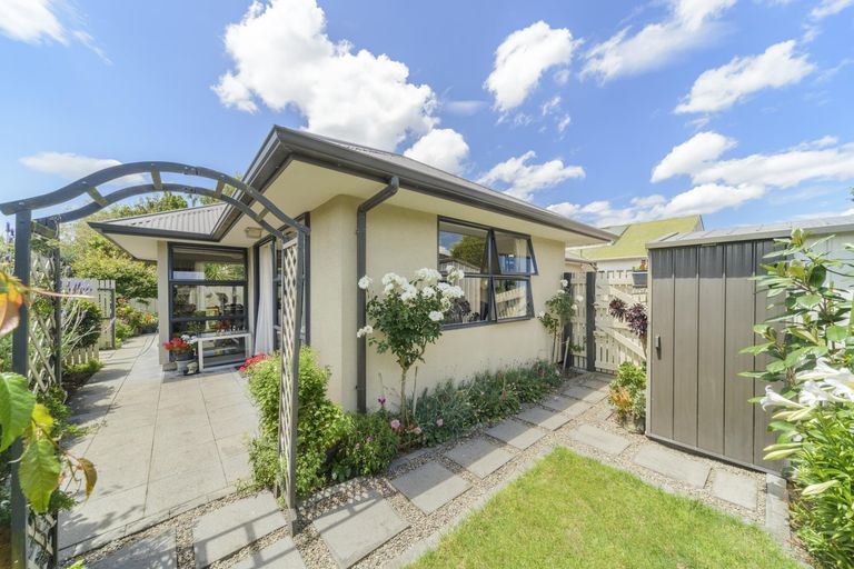 Photo of property in 53a Limbrick Street, Terrace End, Palmerston North, 4410