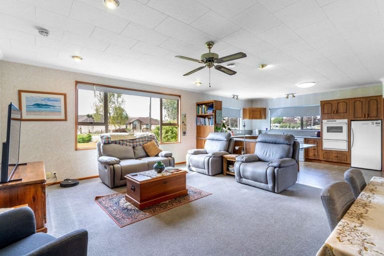 Photo of property in 24 Liemen Street, Otautau, 9610