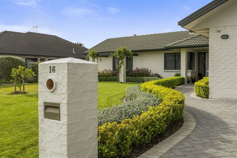 Photo of property in 16 Monaco Key, Papamoa Beach, Papamoa, 3118