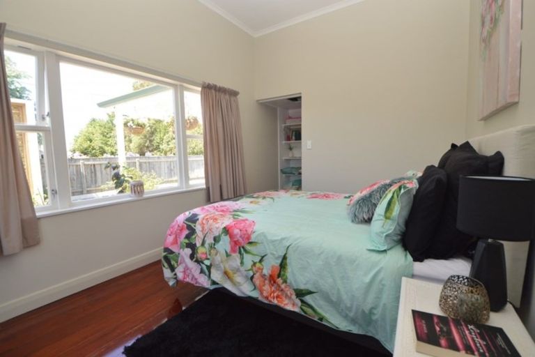 Photo of property in 123 Belvedere Road, Carterton, 5713