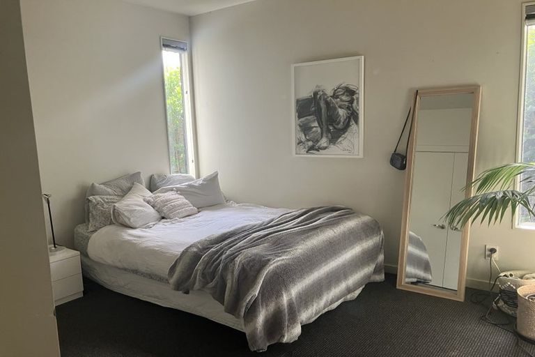 Photo of property in 34 Beach Road, Castor Bay, Auckland, 0620