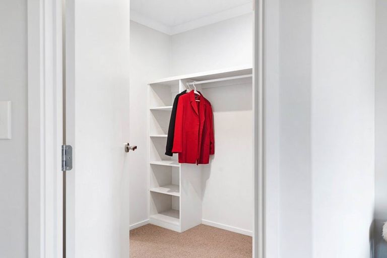 Photo of property in 1/61 Colombo Street, Cashmere, Christchurch, 8022