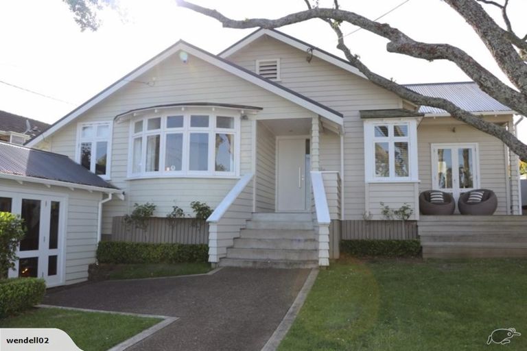 Photo of property in 2/7 Fentham Road, Hauraki, Auckland, 0622