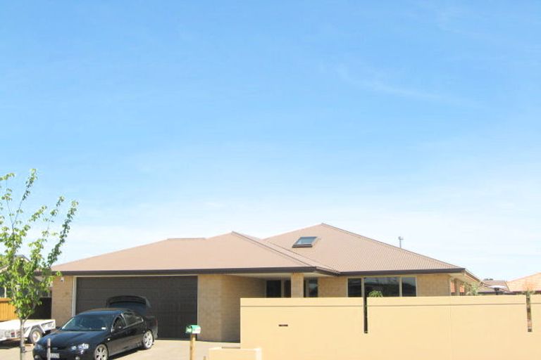 Photo of property in 21 Globe Bay Drive, Templeton, Christchurch, 8042