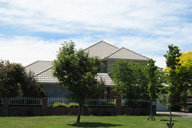 Photo of property in 11 Wardour Mews, Avonhead, Christchurch, 8042