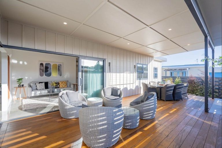 Photo of property in 12a Mahana Road, Paraparaumu Beach, Paraparaumu, 5032