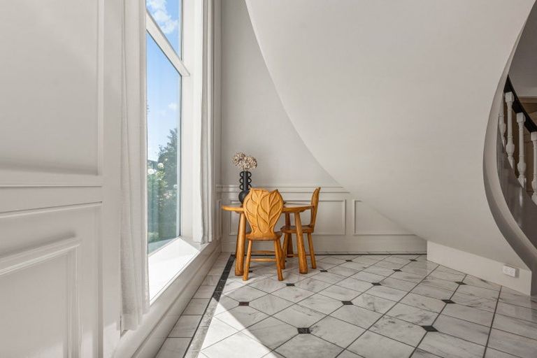 Photo of property in 93 Carlton Mill Road, Merivale, Christchurch, 8014