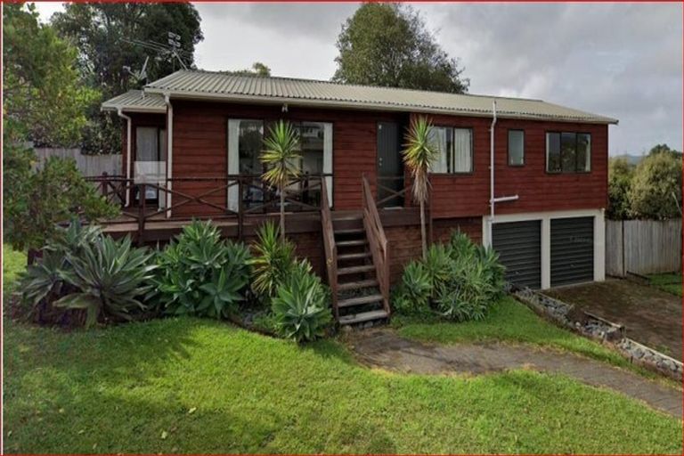 Photo of property in 5 San Bernadino Drive, Henderson, Auckland, 0612