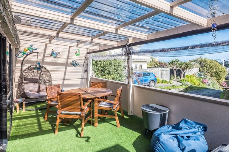 Photo of property in 22a Kiwi Road, Raumati Beach, Paraparaumu, 5032