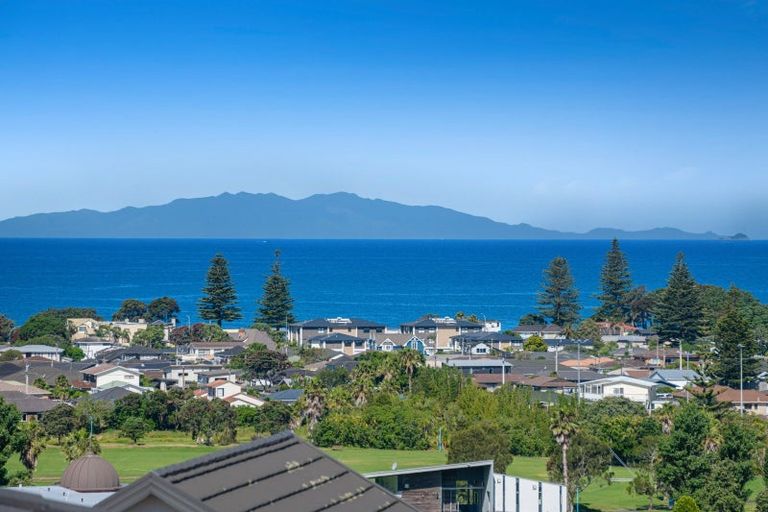 Photo of property in 57 The Ritz, Orewa, 0931