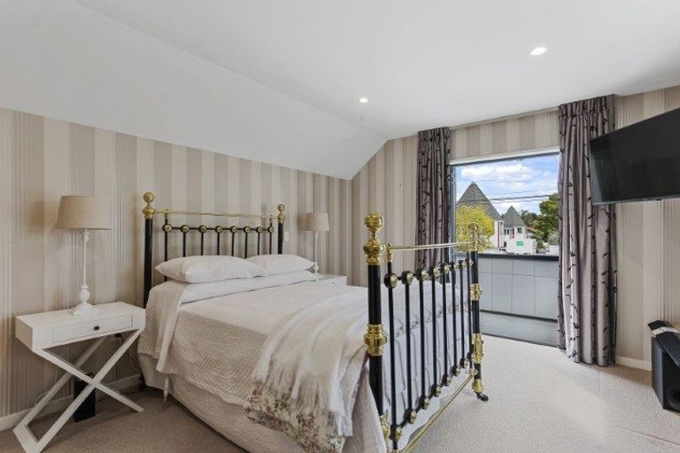 Photo of property in 10 Onslow Street, St Albans, Christchurch, 8014