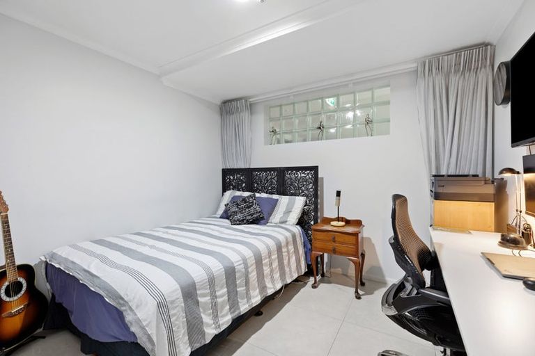 Photo of property in Paramount Apartments, 17/281 Maunganui Road, Mount Maunganui, 3116