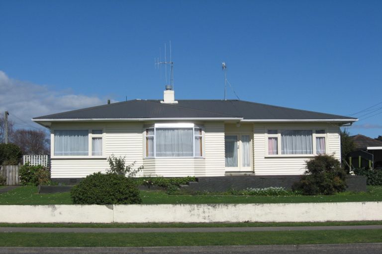 Photo of property in 196 Bath Street, Levin, 5510