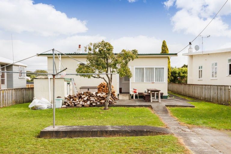 Photo of property in 135 Broadway, Marton, 4710