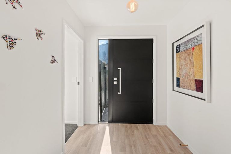 Photo of property in 7 Polperro Court, Jacks Point, Queenstown, 9371