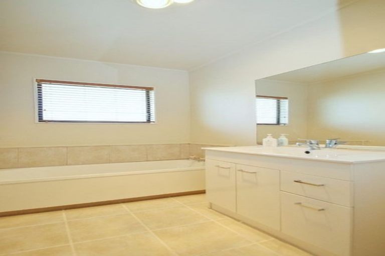 Photo of property in 54 Waterford Road, Fitzroy, Hamilton, 3206