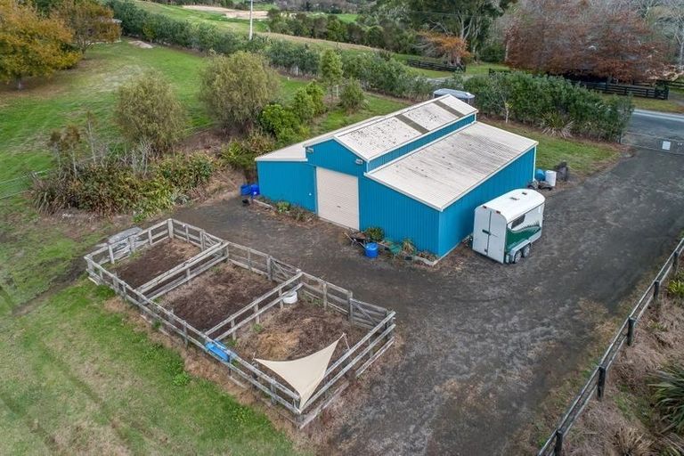 Photo of property in 25 Hull Road, Waitoki, Kaukapakapa, 0871