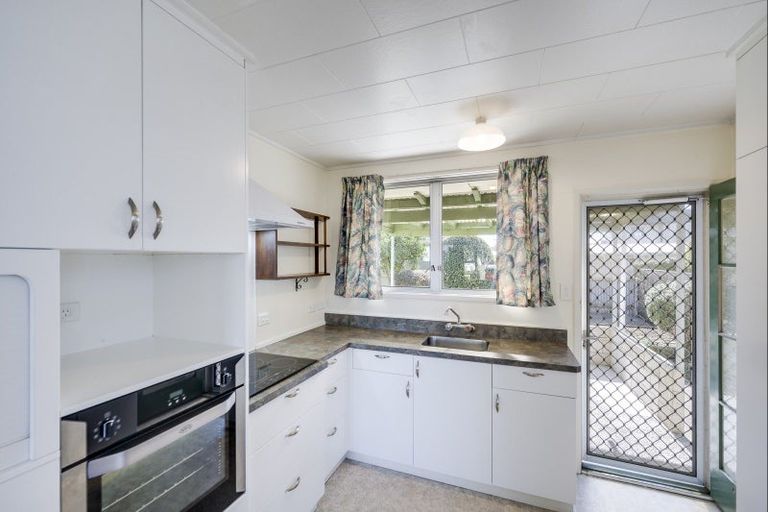 Photo of property in 102a Riverslea Road North, Parkvale, Hastings, 4122