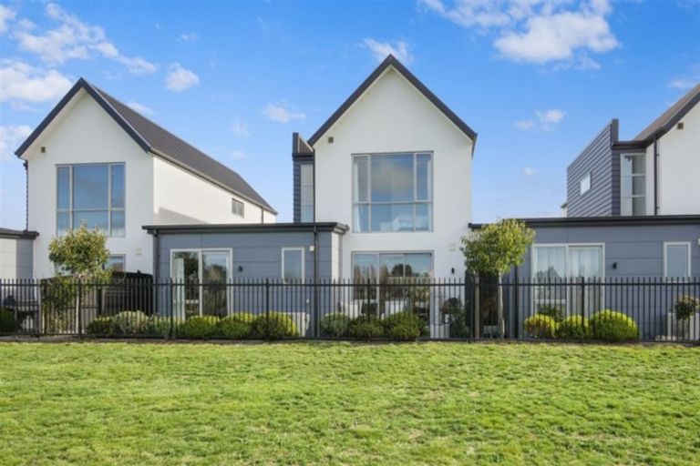 Photo of property in 152 Metehau Street, Marshland, Christchurch, 8083