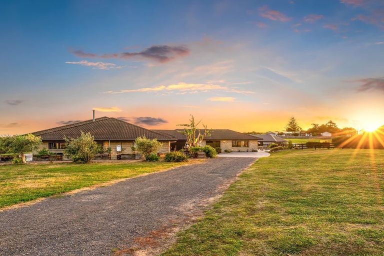 Photo of property in 48 Travers Road, Te Kauwhata, 3782