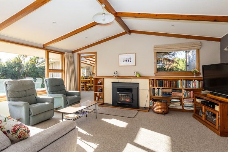 Photo of property in 33 Ribbonwood Road, Geraldine Downs, Geraldine, 7991