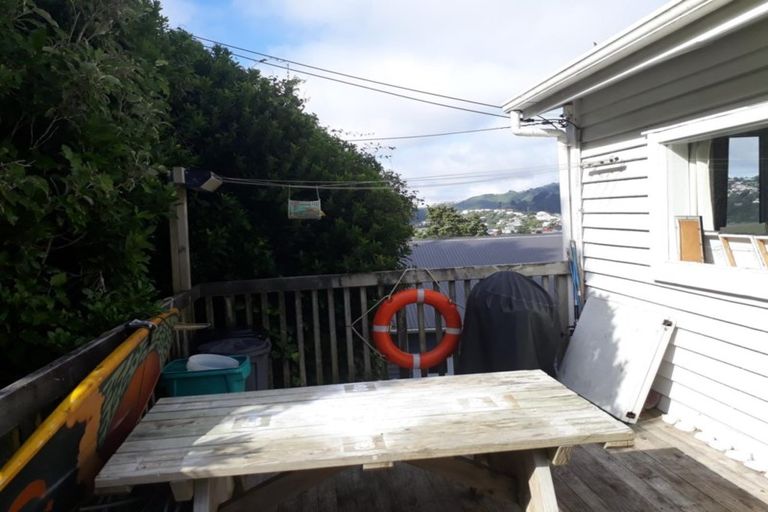 Photo of property in 51 Pembroke Road, Northland, Wellington, 6012