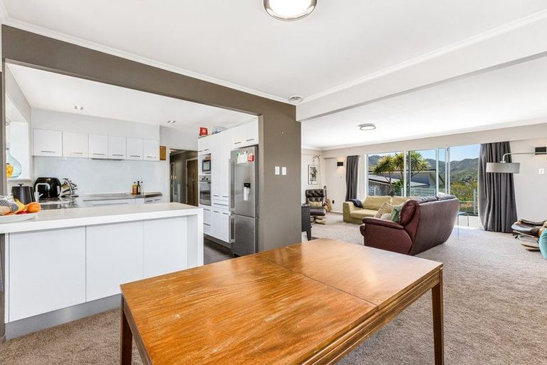 Photo of property in 7 Krishna Way, Khandallah, Wellington, 6035