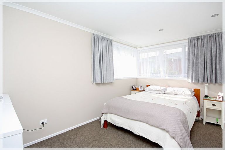 Photo of property in 68 Avenue Road, Foxton, 4814