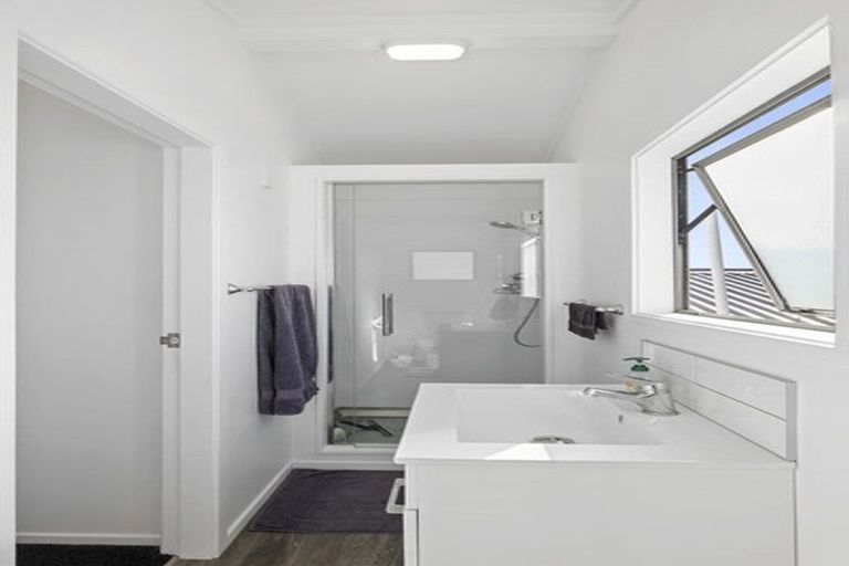 Photo of property in 36 Park Lane, Waitara, 4320