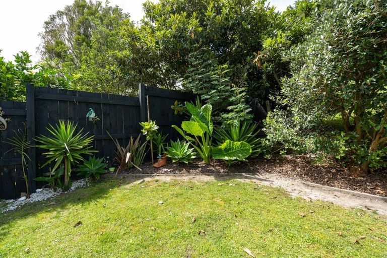 Photo of property in 45 Johnston Road, Kawakawa, 0210