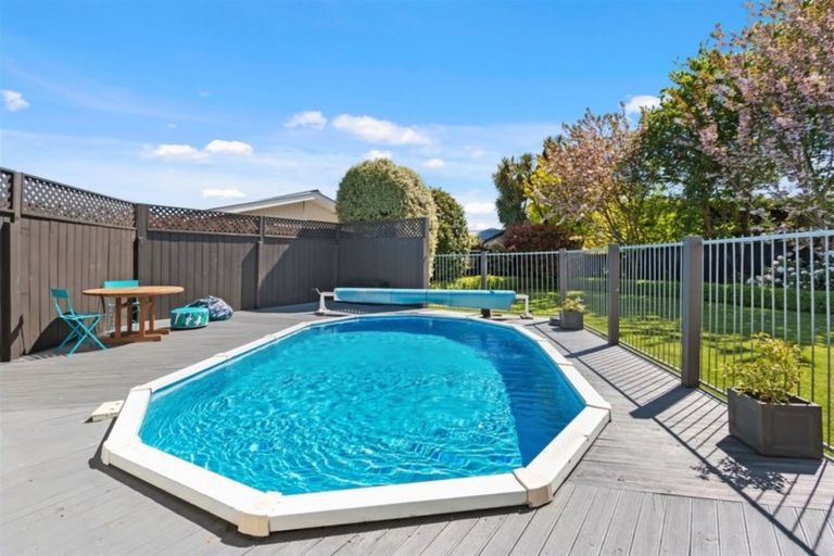 Photo of property in 31 Everest Street, Burnside, Christchurch, 8053